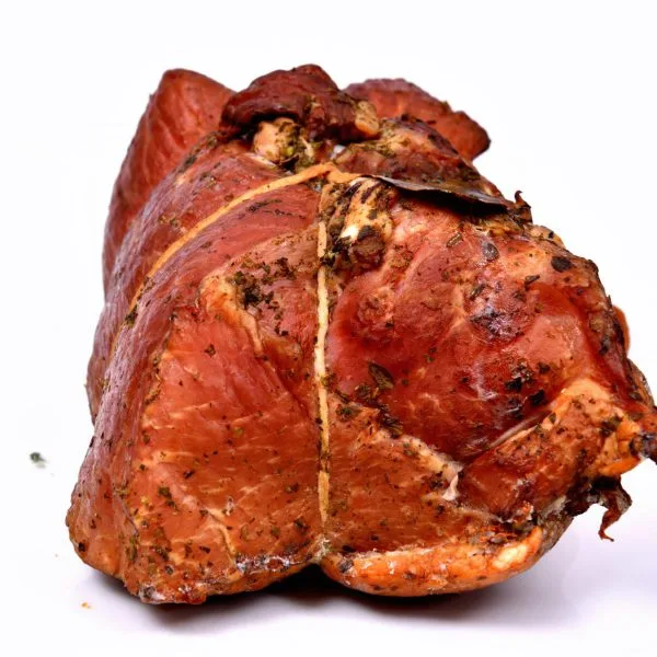 Szynka tradycyjna z liściem około 500g