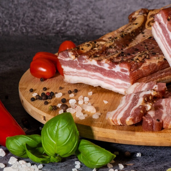 Boczek Litewski wędzony na zimno dojrzewający  około 350g
