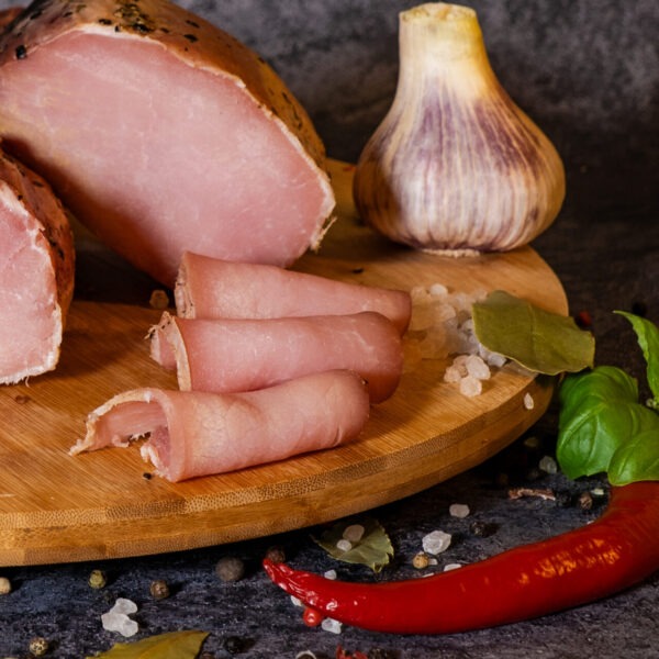 Szynka Litewska wędzona na zimno dojrzewająca  około 350g