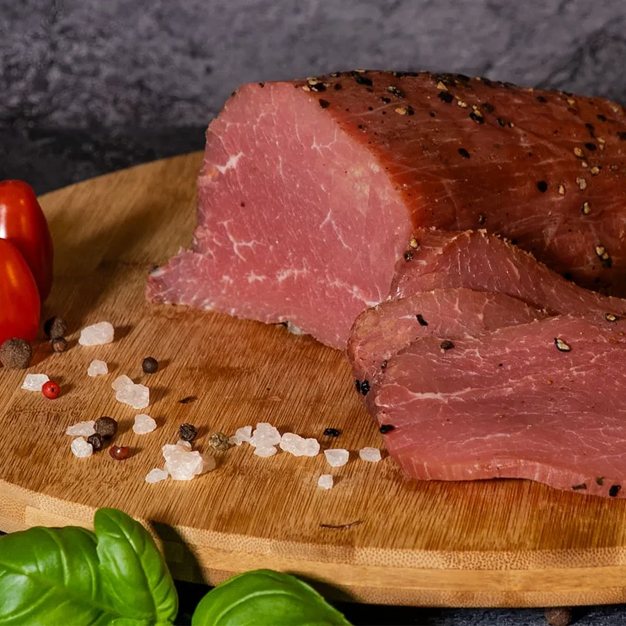 Szynka Litewska wędzona na zimno dojrzewająca  około 350g